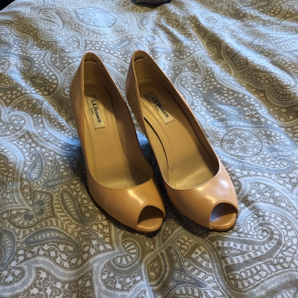 LK Bennett peed toe wedges